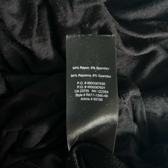 Babaton Black V-Neck Long Sleeve - Picture 5 of 5